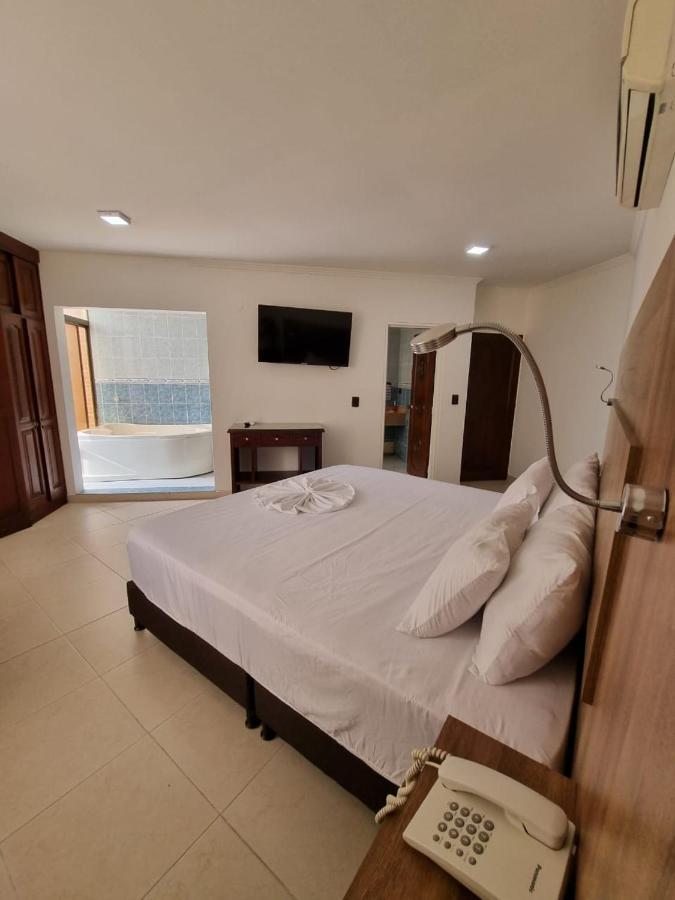 Zahira Hotel Melgar Eksteriør billede