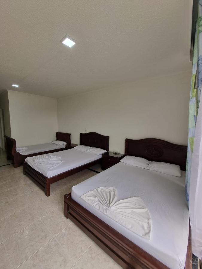 Zahira Hotel Melgar Eksteriør billede